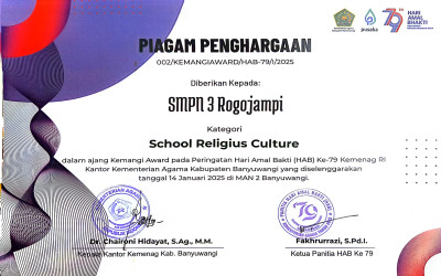 PENERIMAAN PENGHARGAAN SCHOOL RELIGIOUS CULTURE
