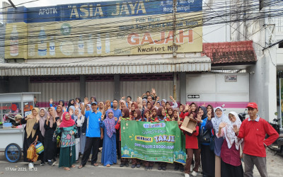 SMPN 3 ROGOJAMPI BERBAGI TAKJIL